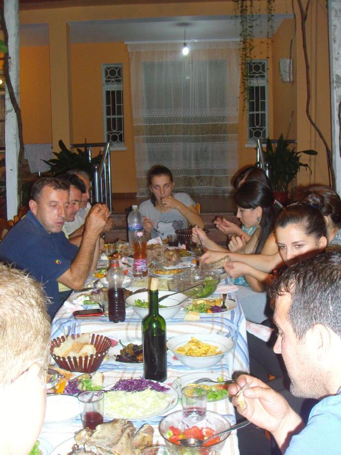 Florians Guesthouse Shkodër Eksteriør bilde